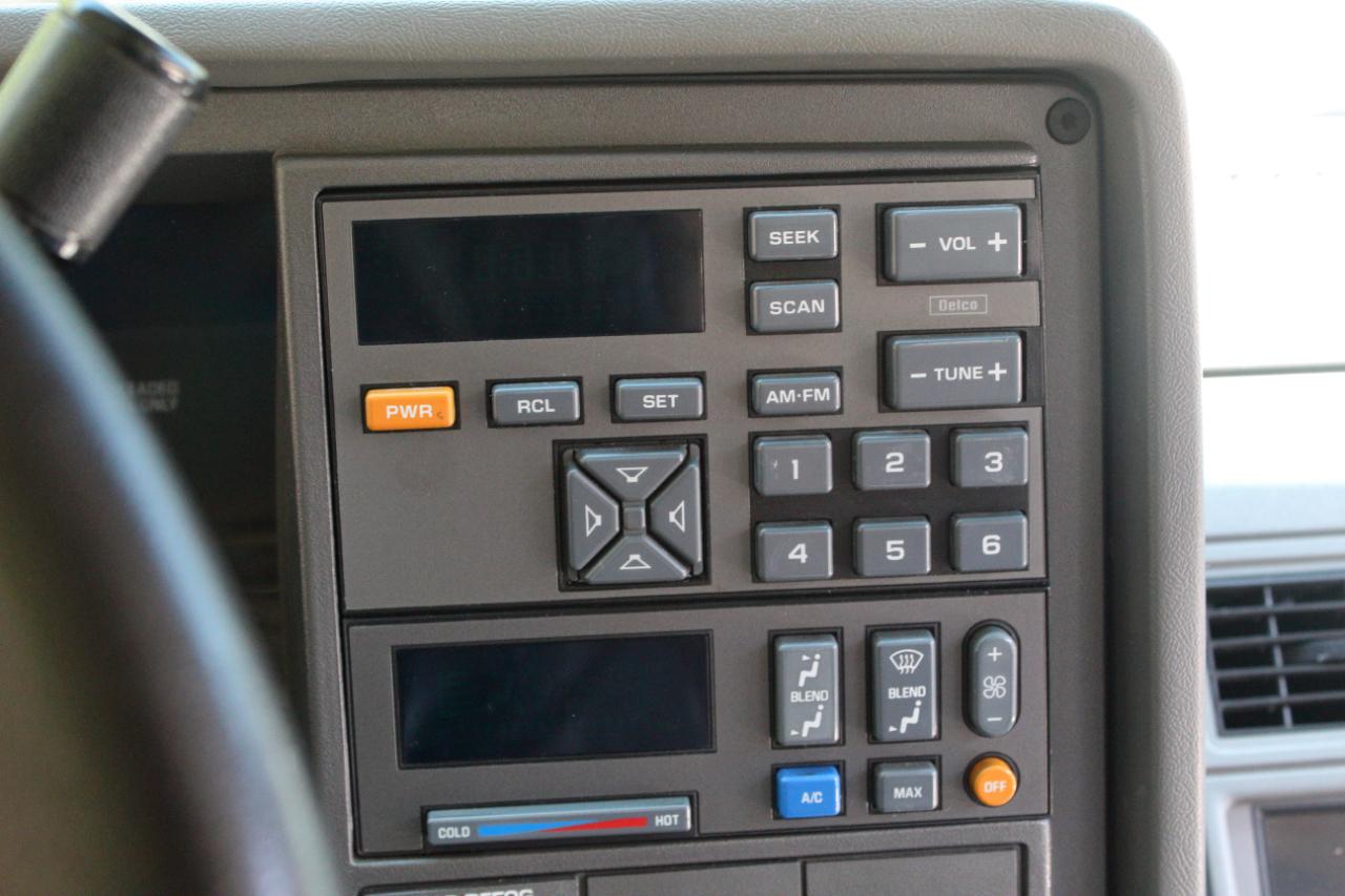 Chevrolet Suburban K1500 4WD 1994