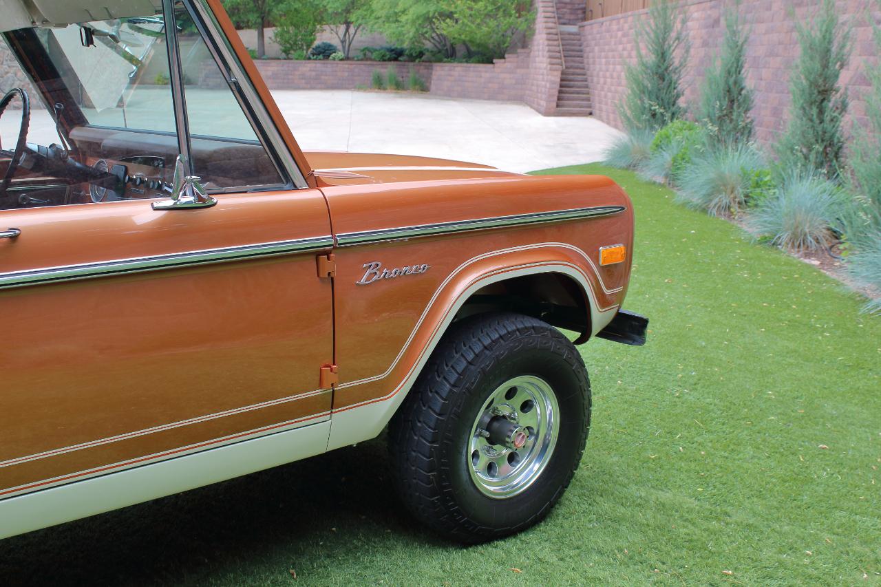 Ford Bronco  1974