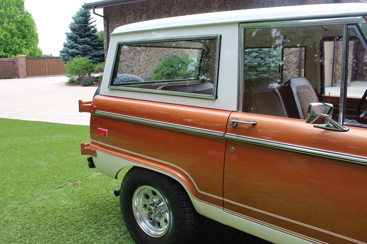 Ford Bronco  1974
