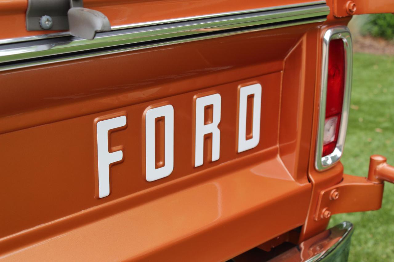 Ford Bronco  1974