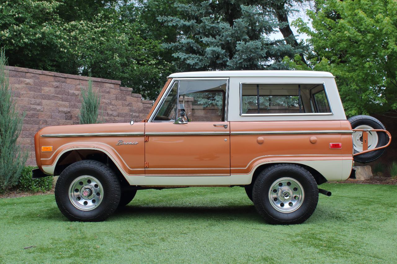 Ford Bronco  1974