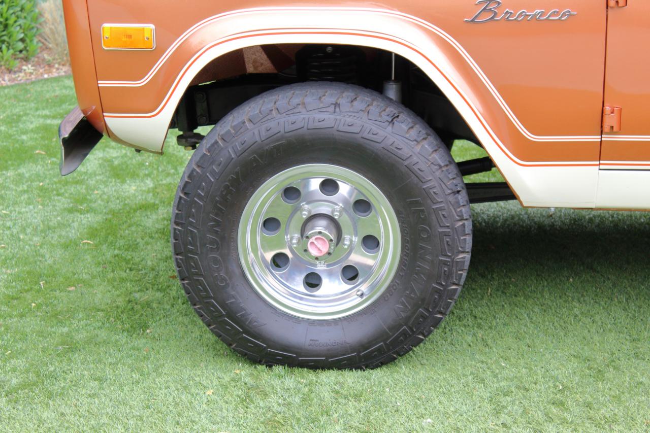 Ford Bronco  1974