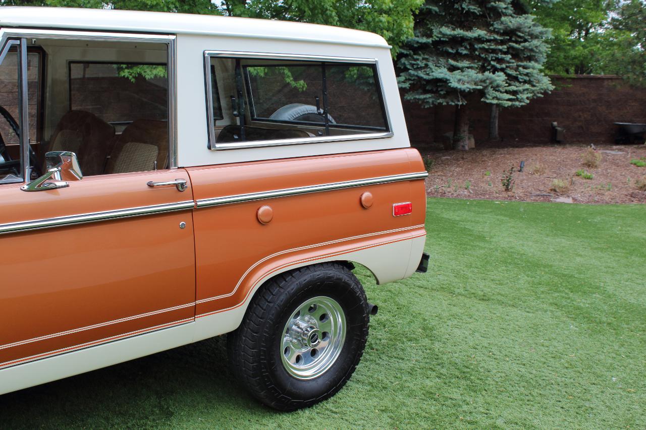 Ford Bronco  1974