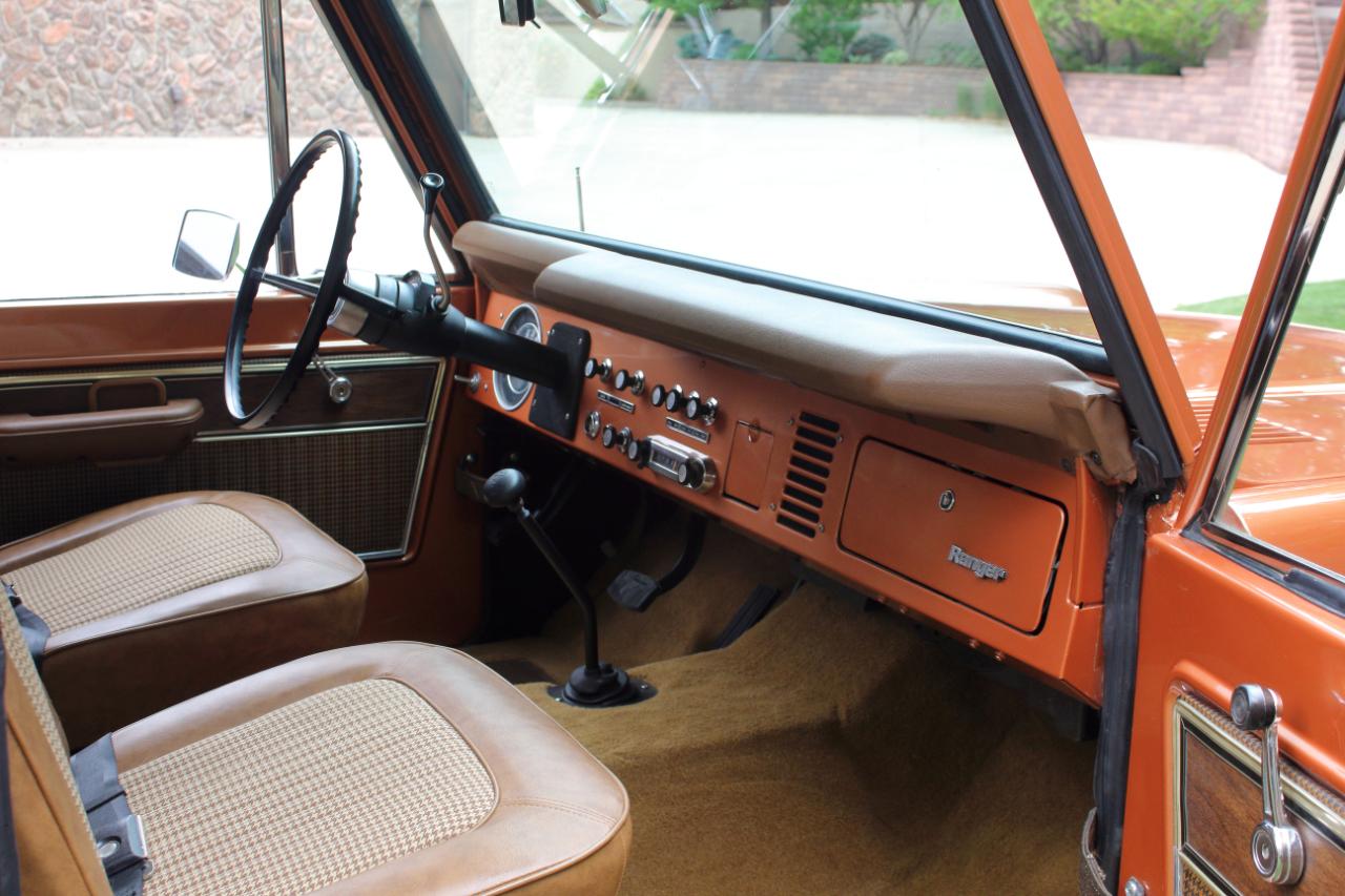 Ford Bronco  1974