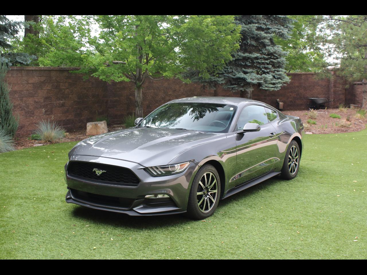 2017 Ford Mustang V6 Coupe