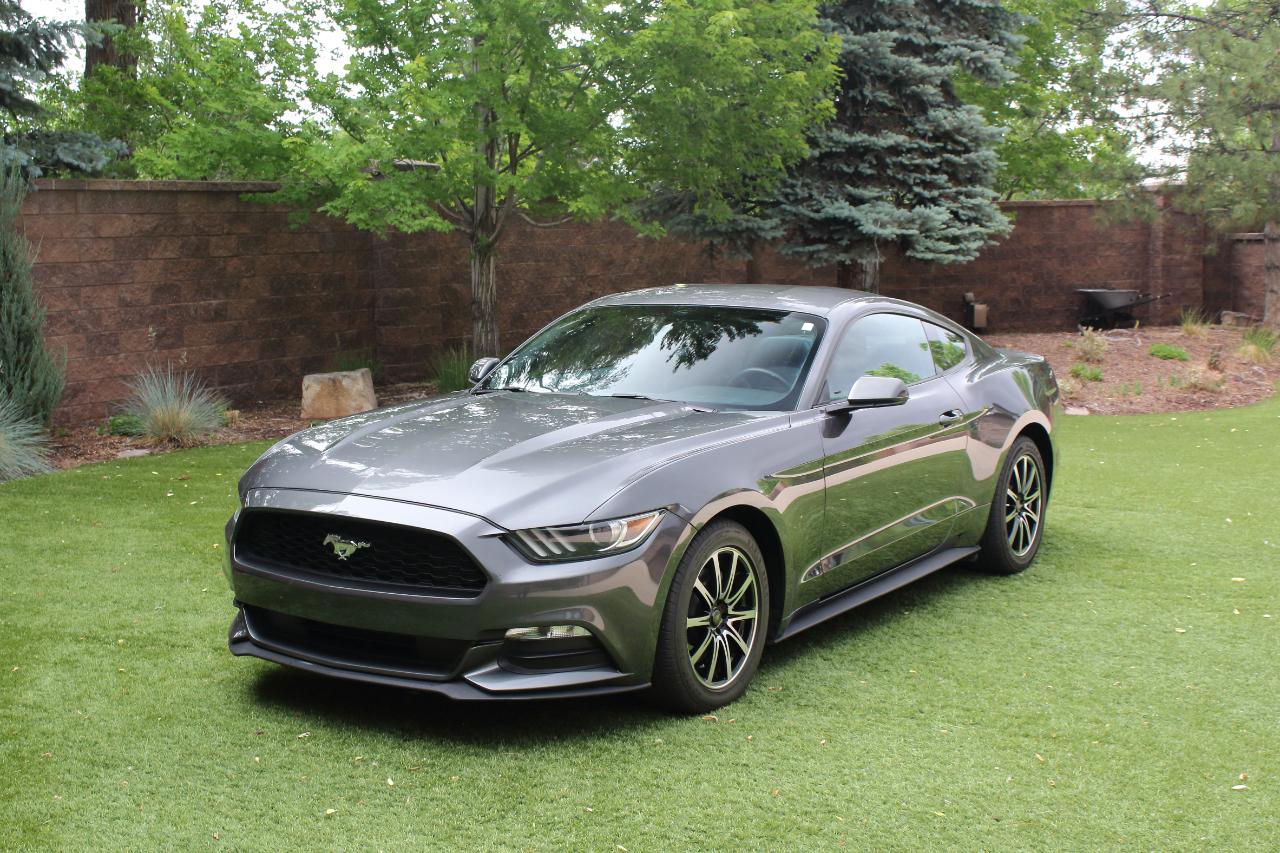Ford Mustang V6 Coupe 2017
