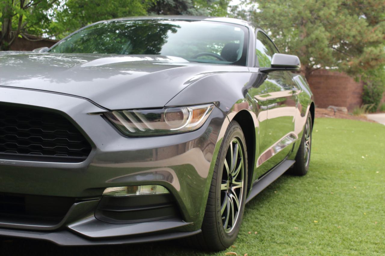 Ford Mustang V6 Coupe 2017