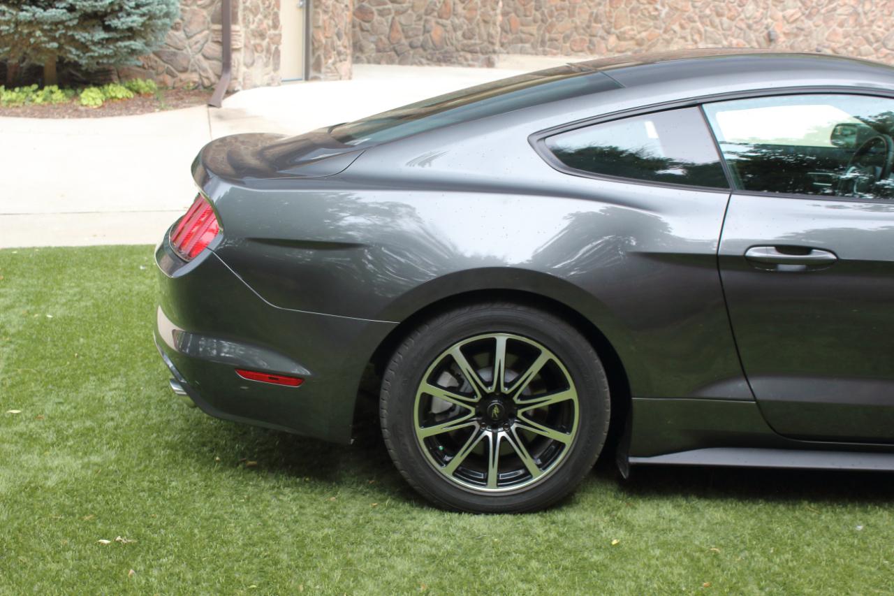 Ford Mustang V6 Coupe 2017