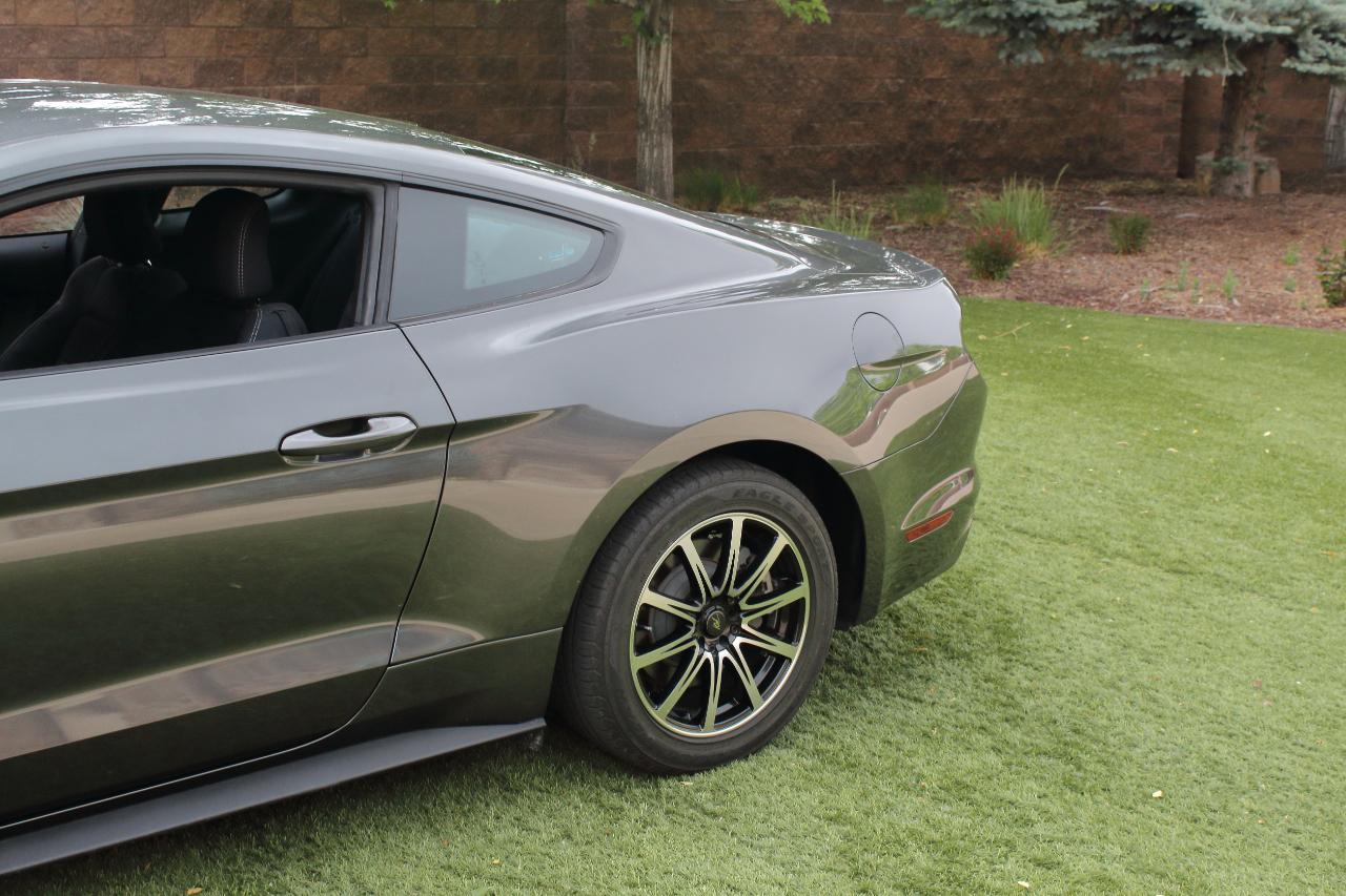 Ford Mustang V6 Coupe 2017