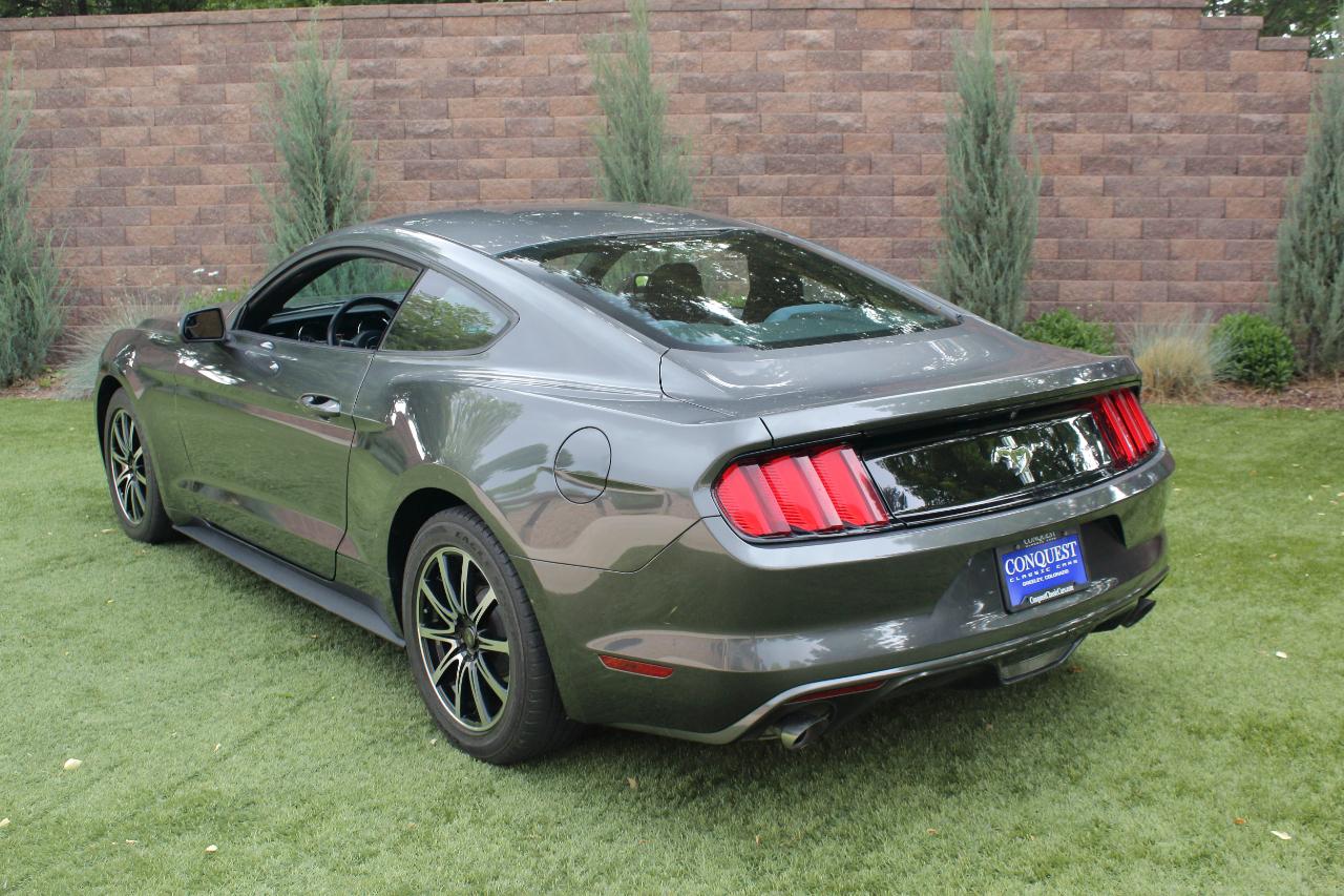 Ford Mustang V6 Coupe 2017