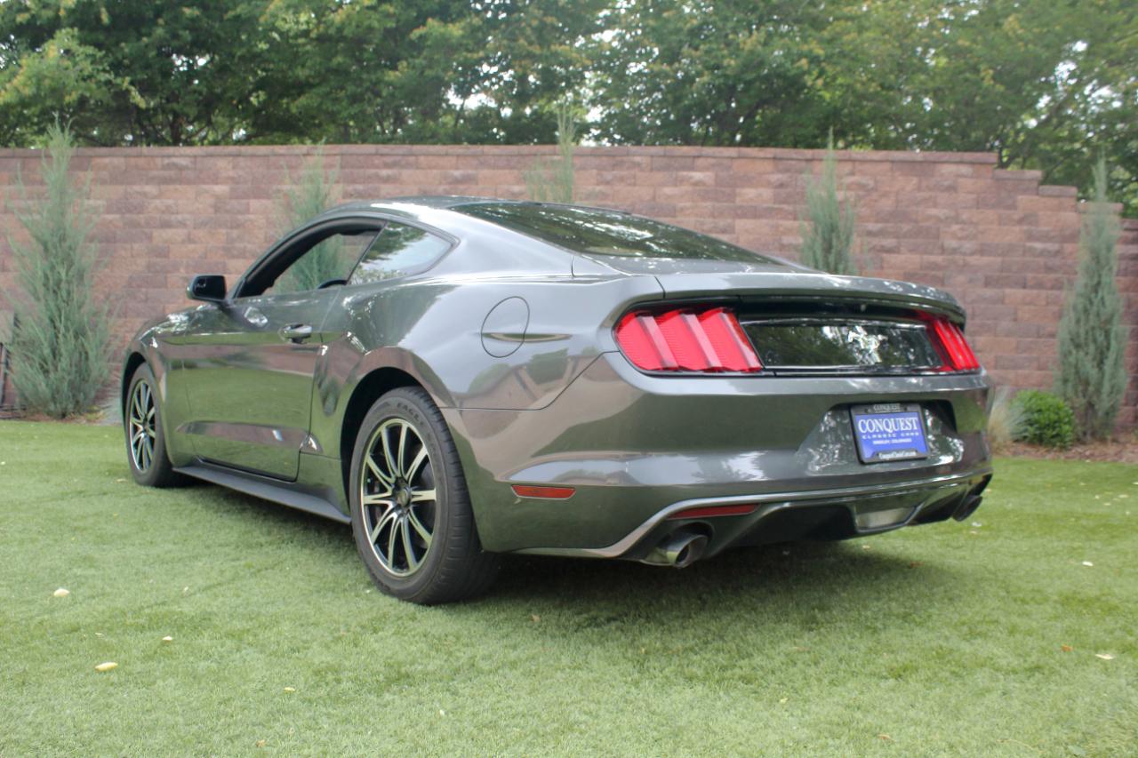 Ford Mustang V6 Coupe 2017