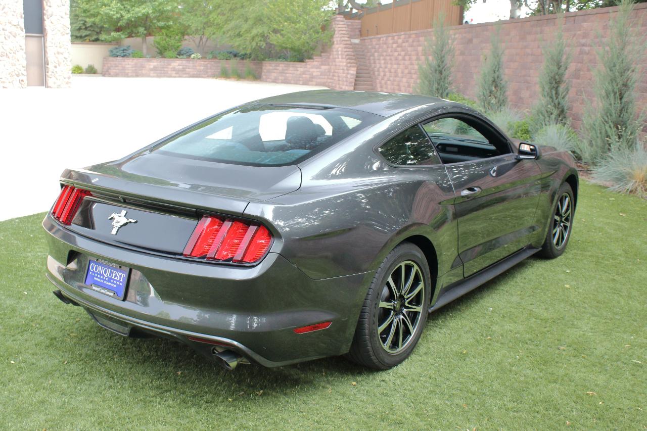 Ford Mustang V6 Coupe 2017