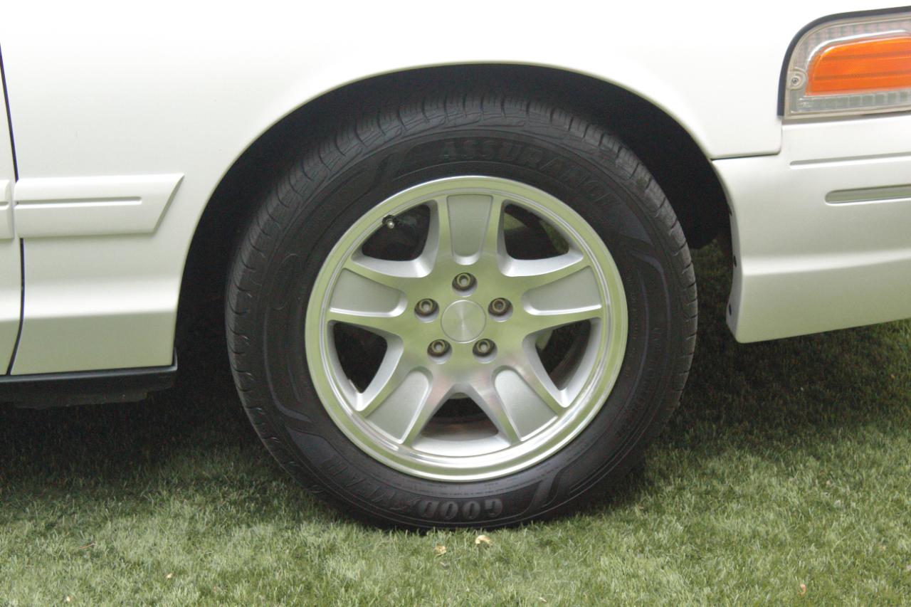 Ford Crown Victoria LX 1999