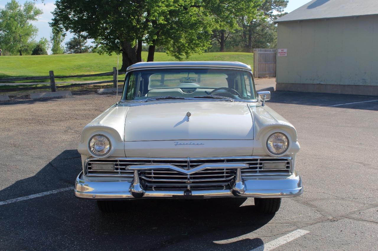 Ford Fairlane Sunliner Convertible  1957
