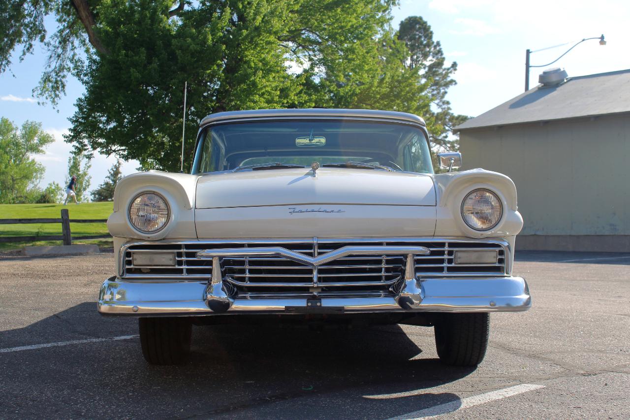 Ford Fairlane Sunliner Convertible  1957