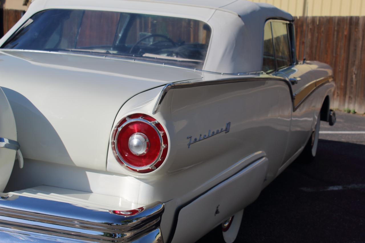 Ford Fairlane Sunliner Convertible  1957