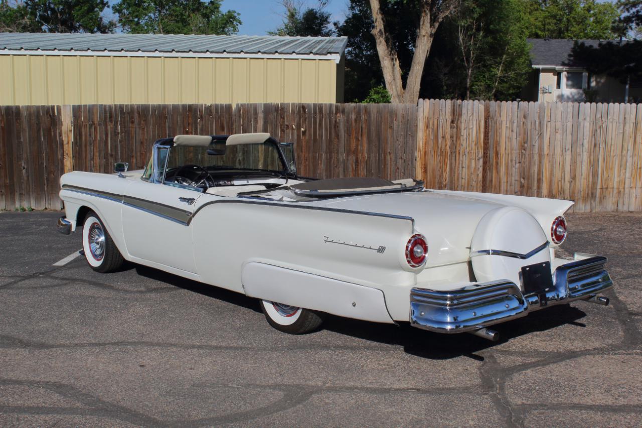 Ford Fairlane Sunliner Convertible  1957