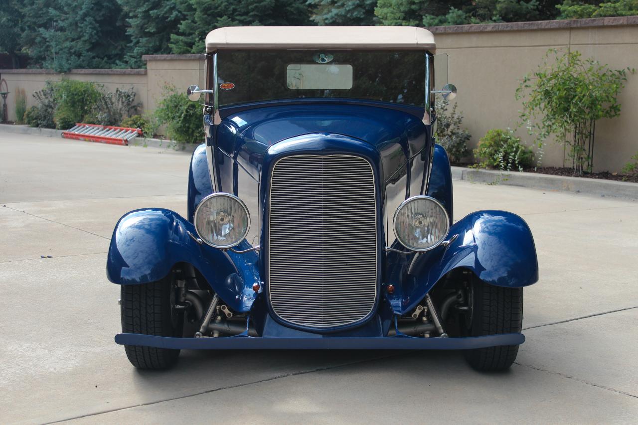 Ford Model A  1928