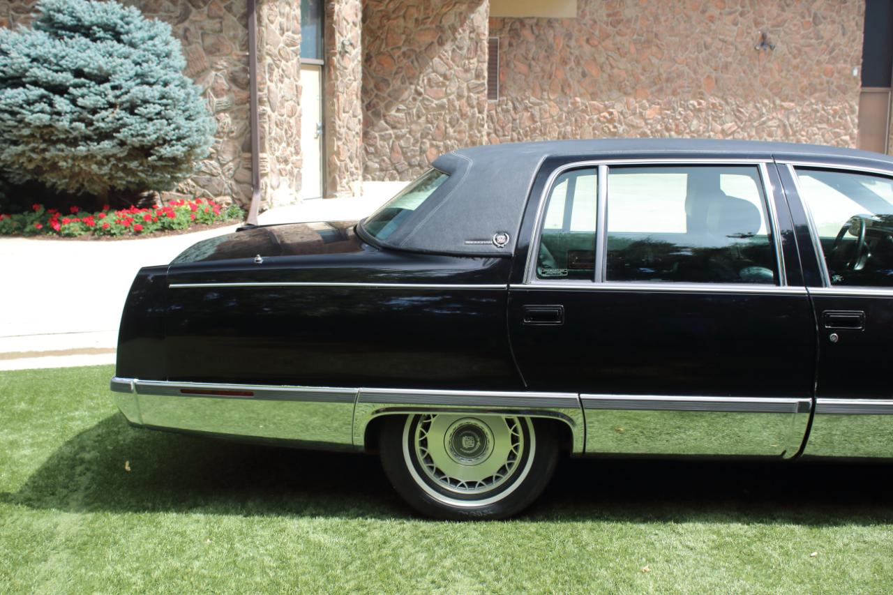 Cadillac Fleetwood  1996