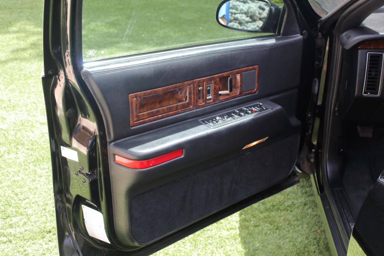 Cadillac Fleetwood  1996