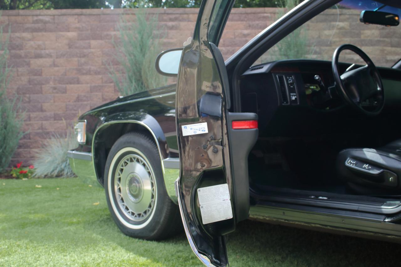 Cadillac Fleetwood  1996