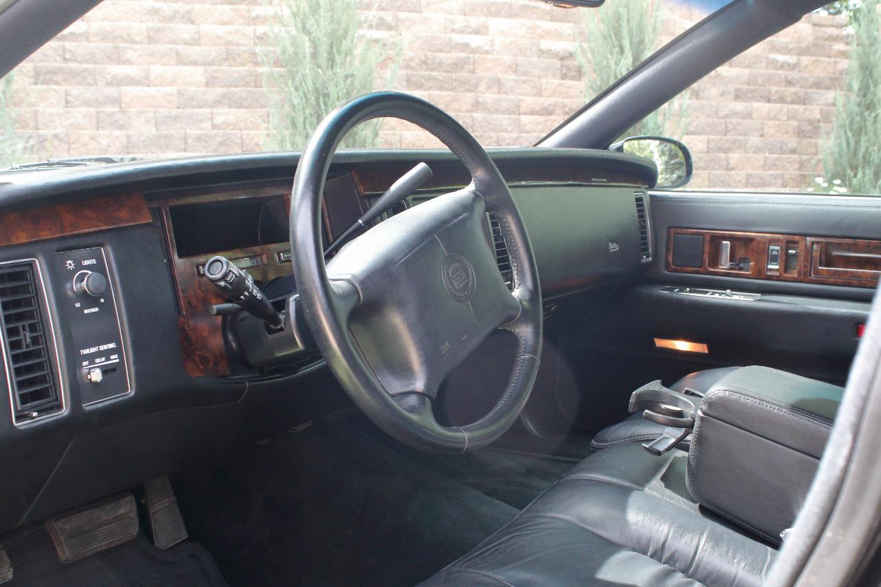 Cadillac Fleetwood  1996