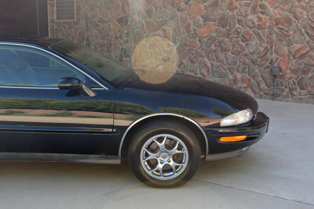 Buick Riviera Coupe 1997