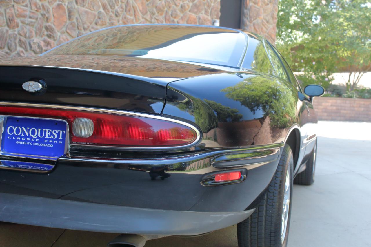 Buick Riviera Coupe 1997