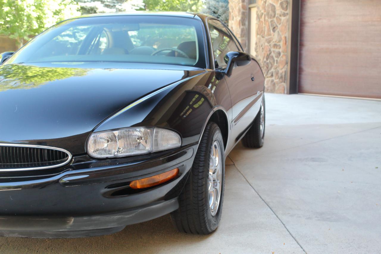 Buick Riviera Coupe 1997