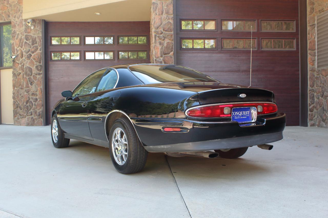Buick Riviera Coupe 1997