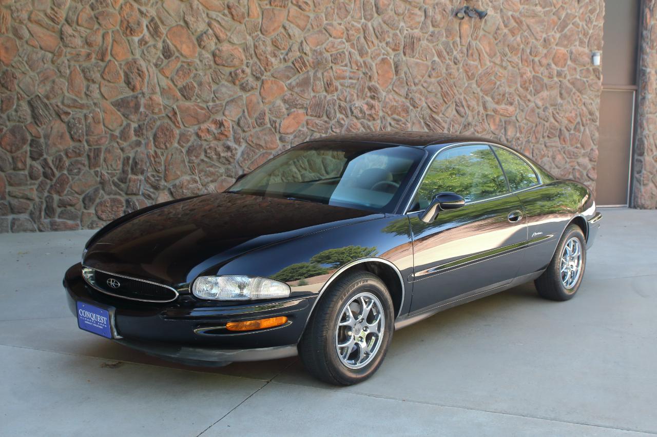 Buick Riviera Coupe 1997