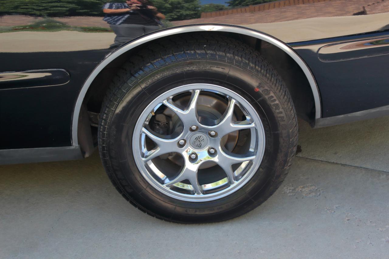 Buick Riviera Coupe 1997