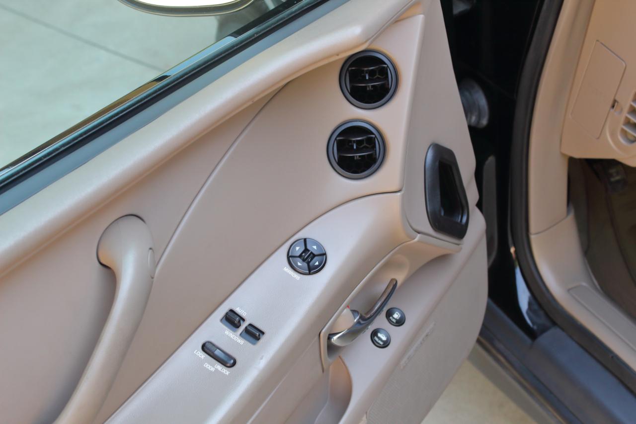 Buick Riviera Coupe 1997