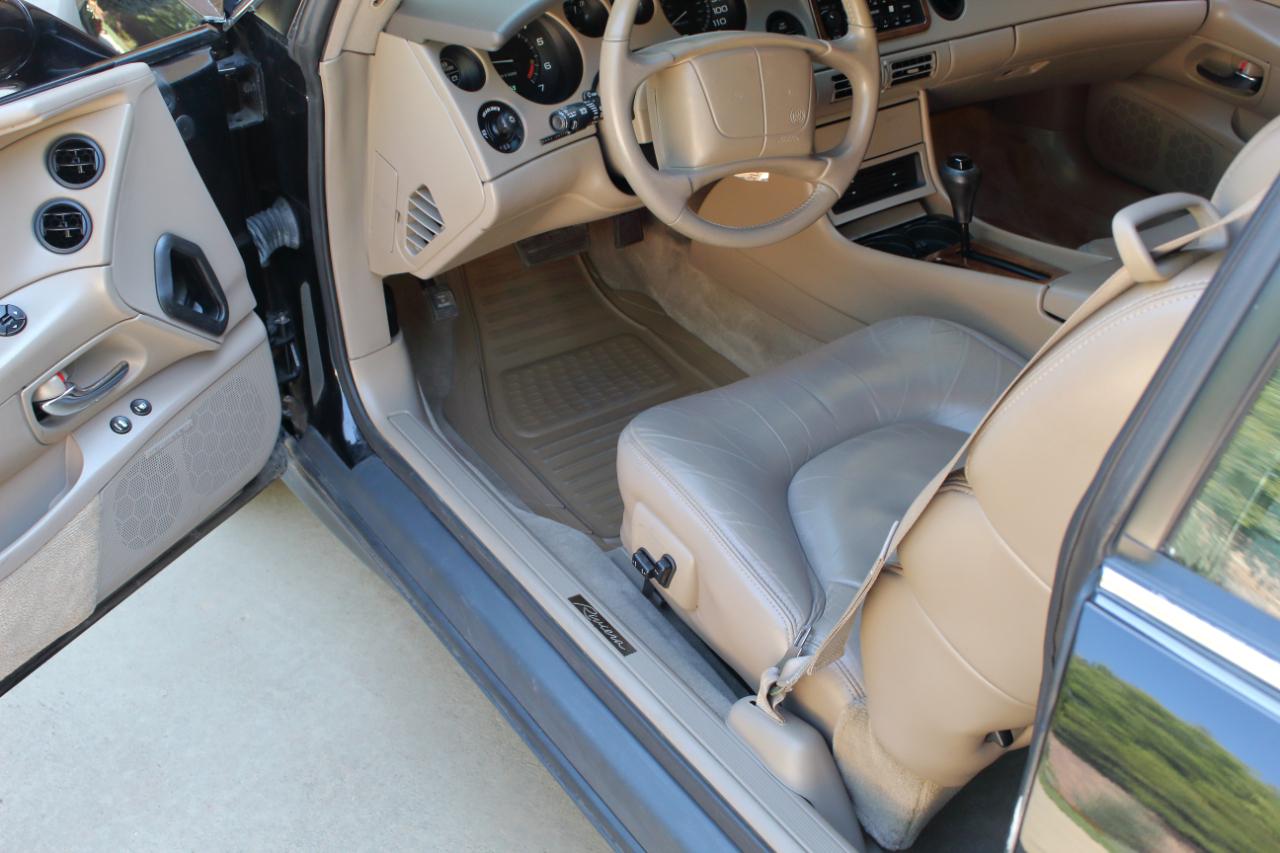 Buick Riviera Coupe 1997