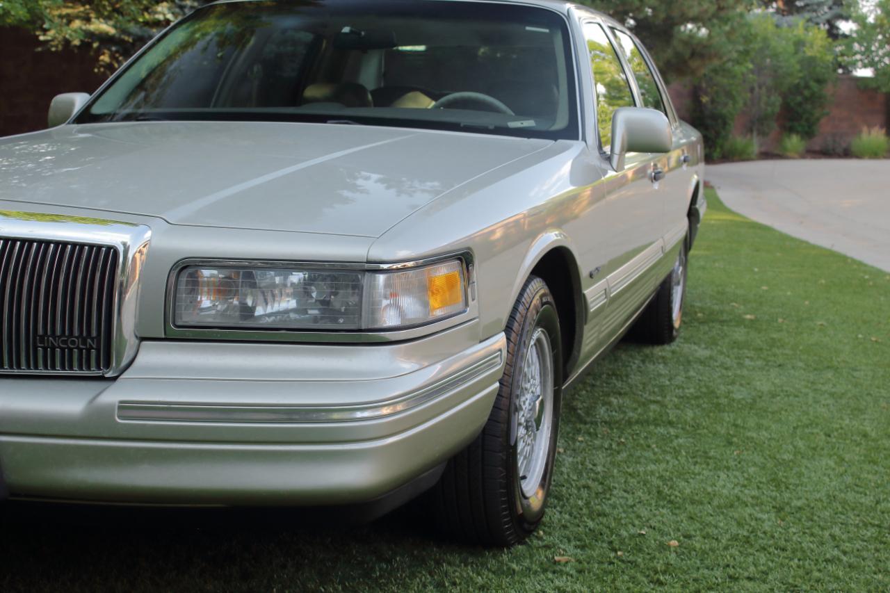 Lincoln Town Car Signature 1997