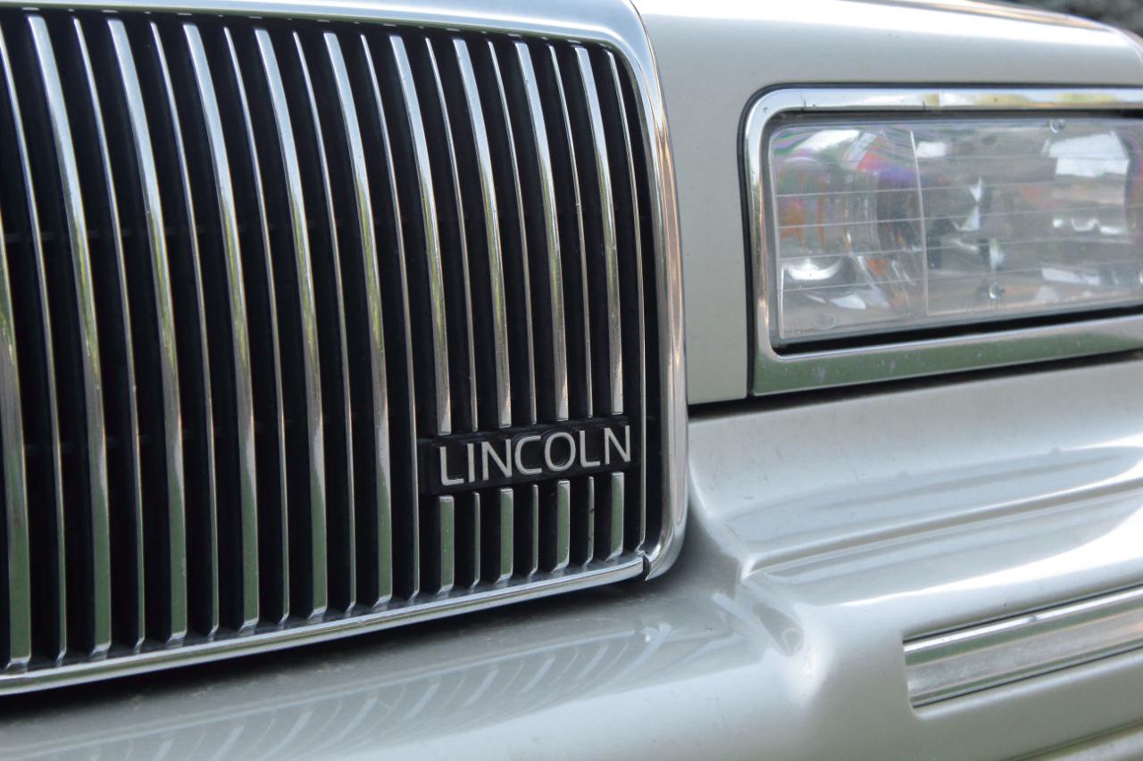 Lincoln Town Car Signature 1997