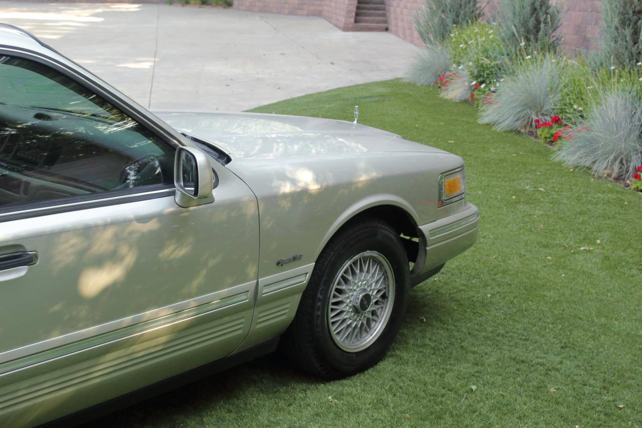Lincoln Town Car Signature 1997