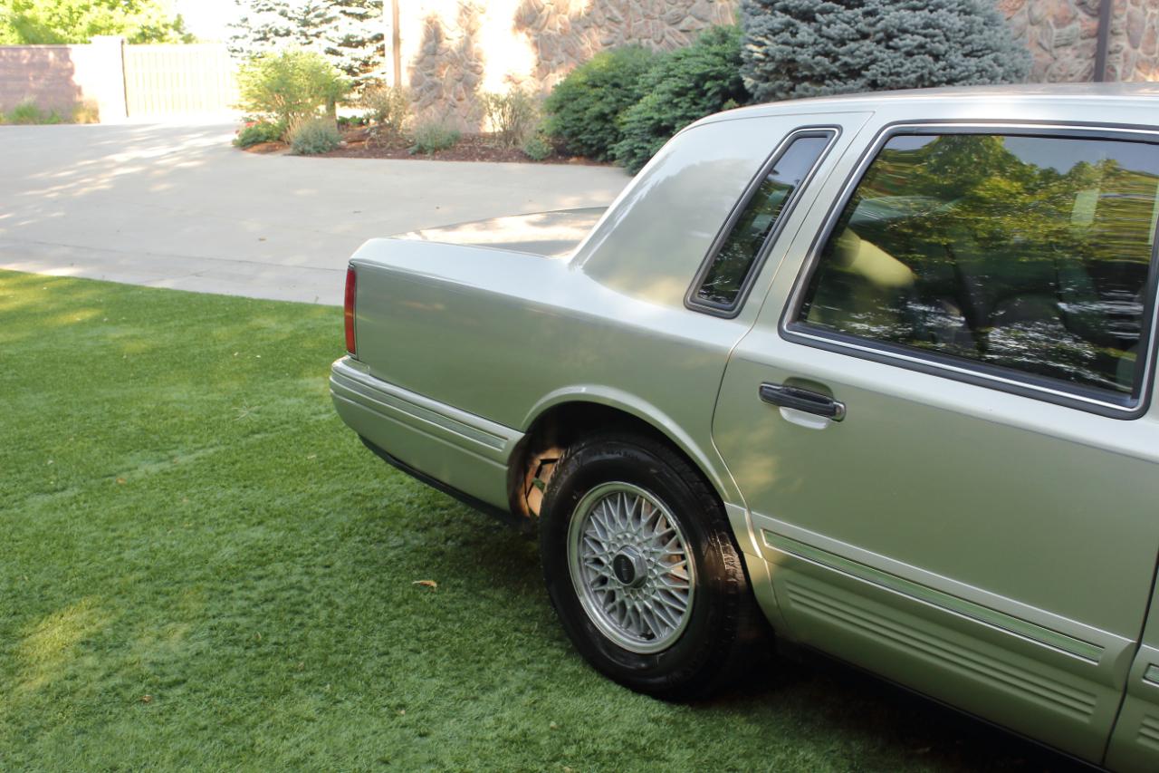 Lincoln Town Car Signature 1997