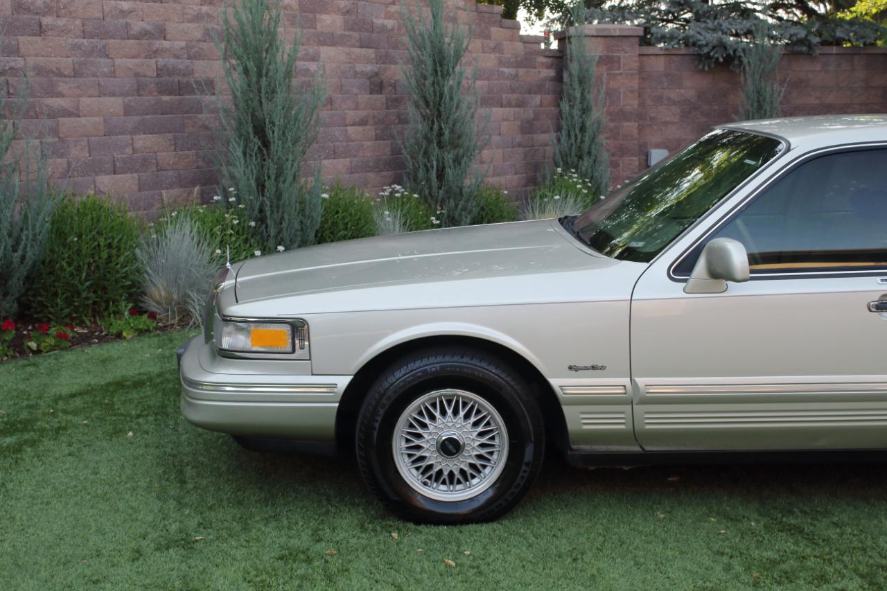 Lincoln Town Car Signature 1997