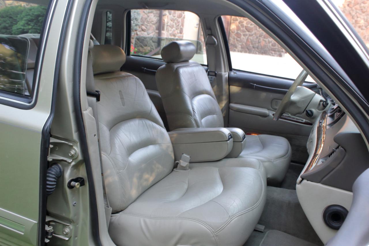 Lincoln Town Car Signature 1997