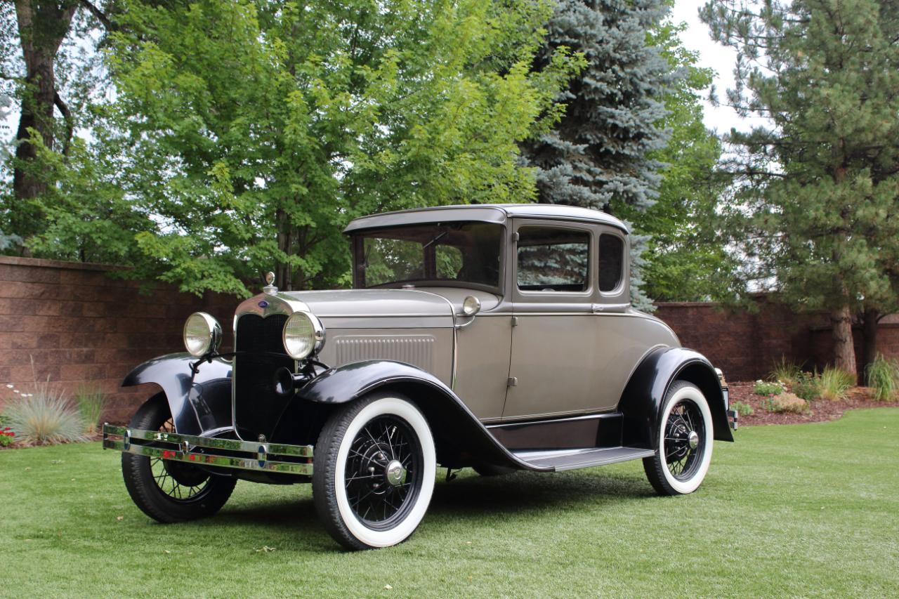Ford Model A  1930