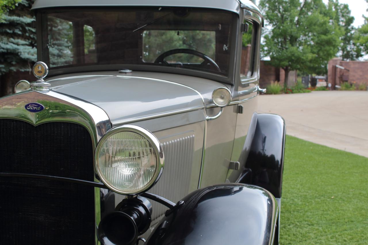 Ford Model A  1930