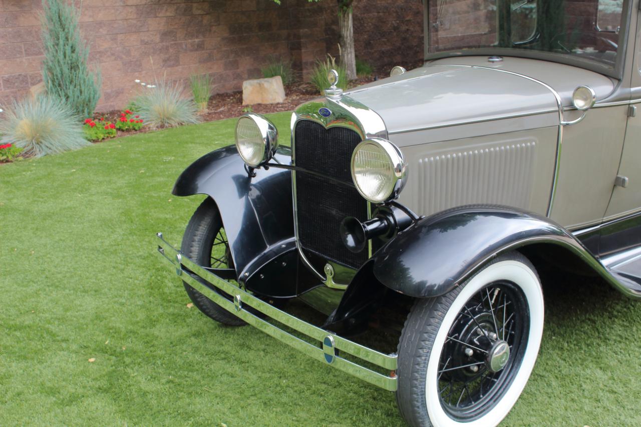 Ford Model A  1930