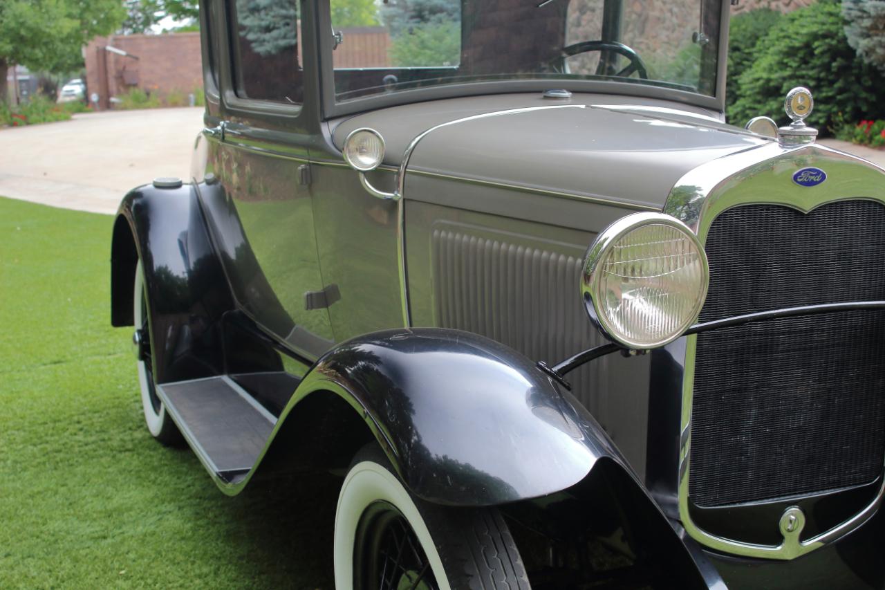 Ford Model A  1930