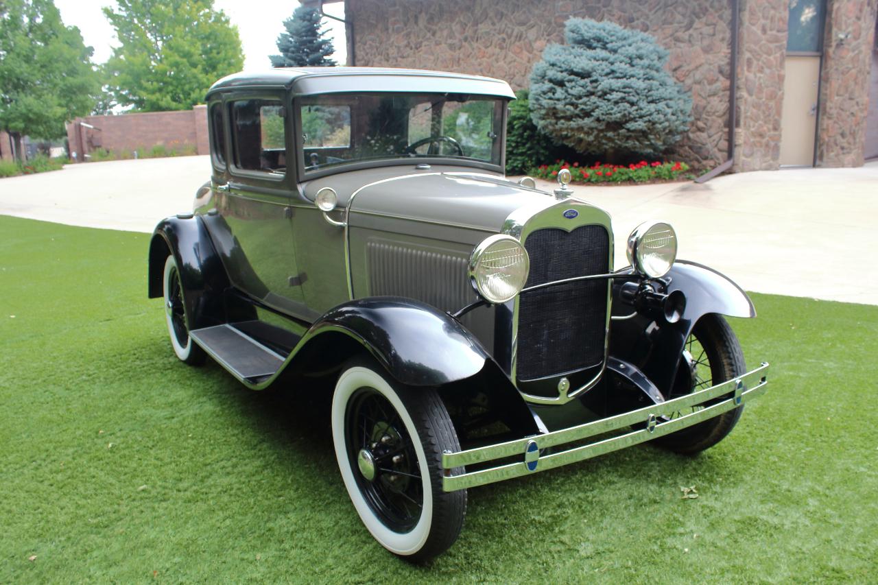 Ford Model A  1930
