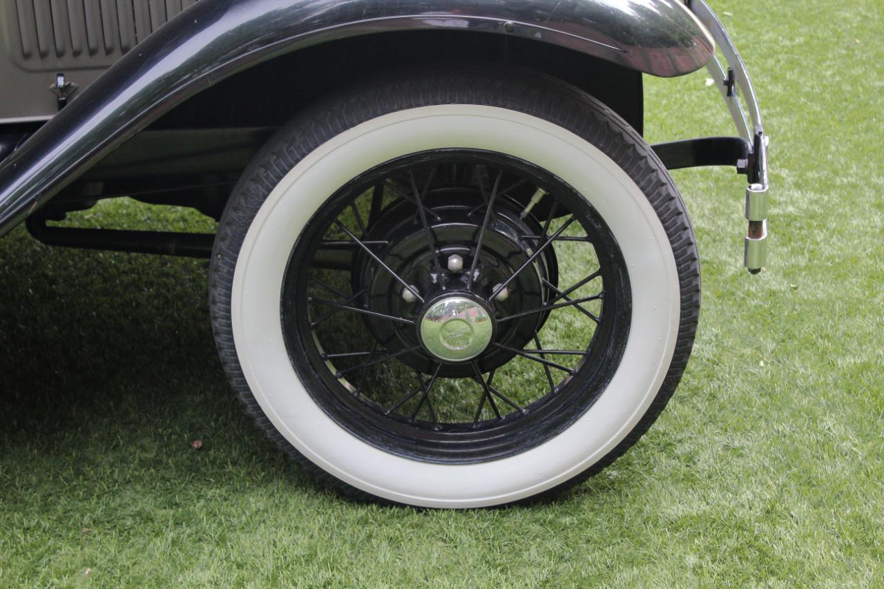 Ford Model A  1930