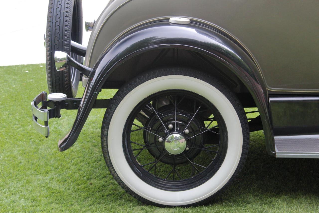 Ford Model A  1930