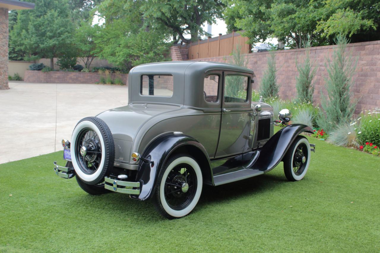 Ford Model A  1930