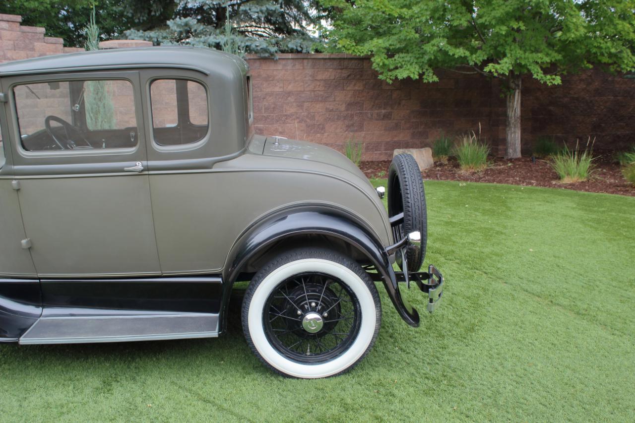 Ford Model A  1930