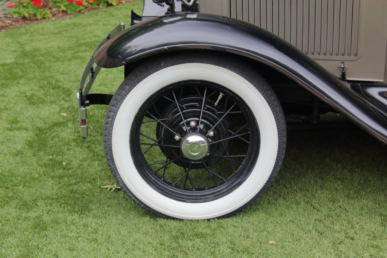 Ford Model A  1930